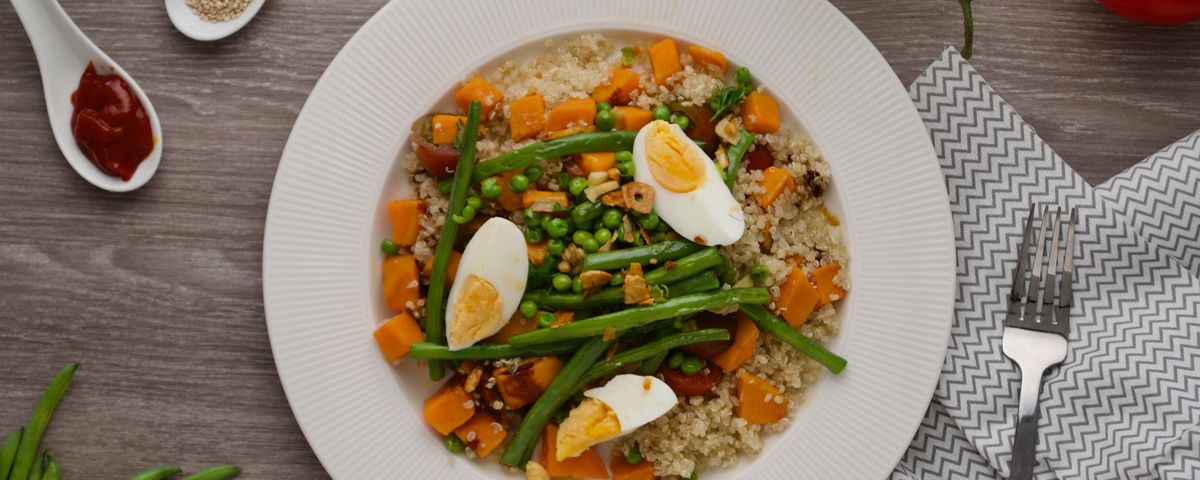 Quinoa salad with green beans and sweet potato